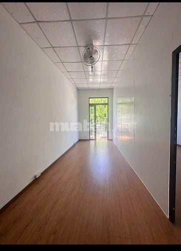 Bán nhà MT kinh doanh-86m2-2tầng-2PN-ôtô 10m-Vĩnh hoà-Nha Trang- 2ty65