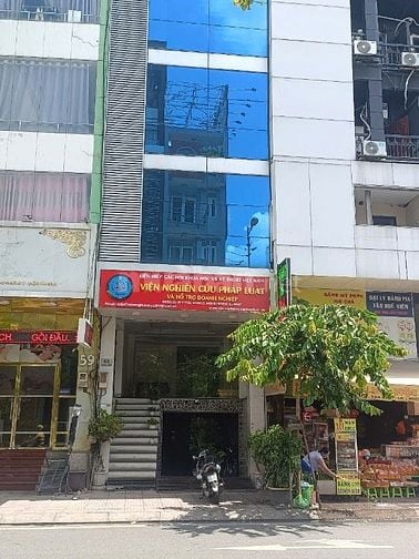 CẦN GẤP 1 NAM GIỮ XE VĂN PHÒNG Ở TÂN BÌNH - NGHỈ CHỦ NHẬT
