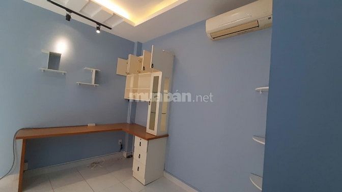 Cho thuê nhà Lý Chính Thắng, quận 3, 5x8m, 4 lầu, 15,5tr/tháng