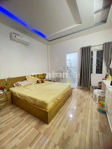 Nhà phố Cityland Park Hills, dt 5x20m, dct 40tr/ tháng, hoàn thiện tốt