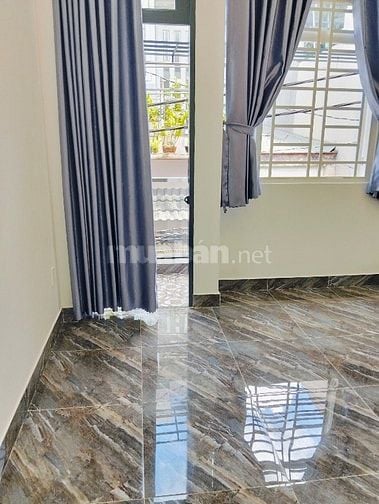 NHÀ ĐẸP VÀO O NGAY , TẶNG LẠI TOÀN BỘ NỘI THẤT ,HẺM XE HƠI  