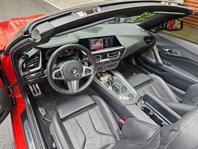 BÁN XE BMW Z4 sDrive30i (2021) – ĐỎ RỰC, PHONG CÁCH THỂ THAO, MỚI 99%