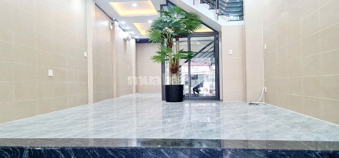 Nhà mặt tiền đường Thống Nhất, gần chợ đường lớn