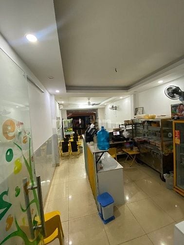 Cho thuê nhà, sang nhượng MBKD Địa chỉ 131 võ oanh, p 25, Bình Thạnh