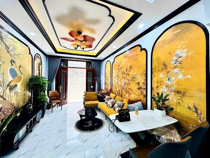 Nhà Đẹp Dương Văn Bé, Hai Bà Trưng  33m, 5 tầng, mt 3.6m, giá 7.95 tỷ