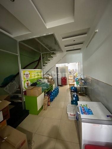 Cho thuê nhà, sang nhượng MBKD Địa chỉ 131 võ oanh, p 25, Bình Thạnh