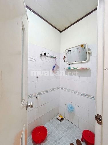 BÁN NHANH NHÀ HẺM XE HƠI ĐƯỜNG 10, PHƯỜNG TÂN QUY, MỚI ĐẸP