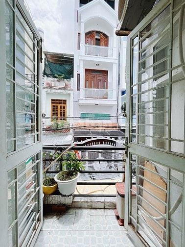 BÁN NHANH NHÀ HẺM XE HƠI ĐƯỜNG 10, PHƯỜNG TÂN QUY, MỚI ĐẸP