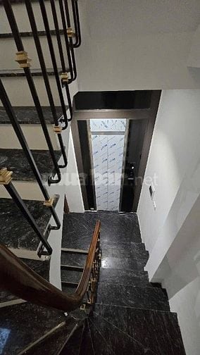 Nhà Đẹp Kinh Doanh, Thang Máy, Văn Chương 25m, 5 tầng, mt4.5m, 7.79 tỷ