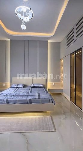 Nhà mới xây 120m2 ngay TT Thủ Dầu Một - SHR sang tên ngay - Nội thất c