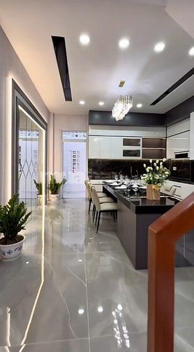Nhà mới xây 120m2 ngay TT Thủ Dầu Một - SHR sang tên ngay - Nội thất c