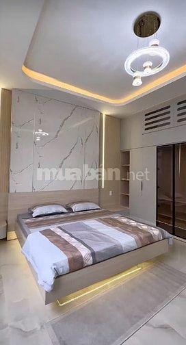 Nhà mới xây 120m2 ngay TT Thủ Dầu Một - SHR sang tên ngay - Nội thất c