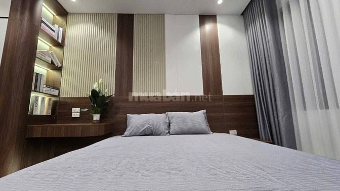Nhà Đẹp Kinh Doanh, Thang Máy, Văn Chương 25m, 5 tầng, mt4.5m, 7.79 tỷ