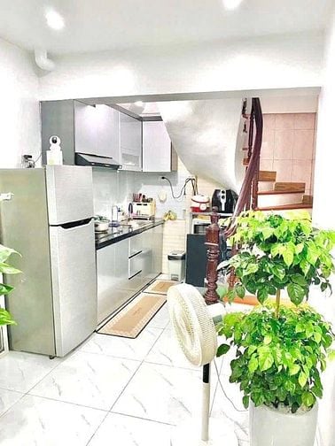 Nhà Đẹp Chợ Khâm Thiên, Đống Đa 24m, 4 tầng, mt 3m, giá 5.9 tỷ.