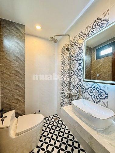 CHÍNH CHỦ BÁN NHÀ 23/PHẠM VĂN CHIÊU MỚI XÂY 3LẦU MỚI ĐẸP FULL NỘI THẤT