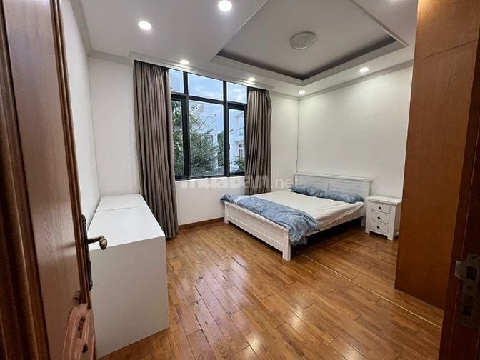 Cho thuê biệt thự song lập Lucasta. Khang Điền giá 35tr/ tháng