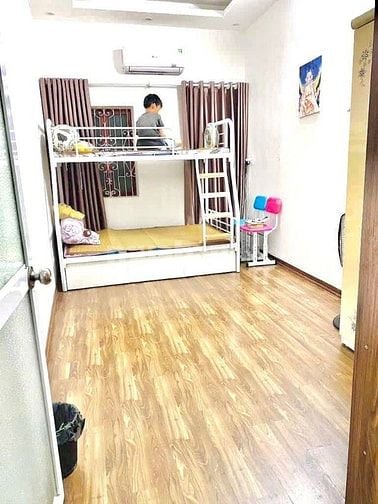 Nhà Đẹp Chợ Khâm Thiên, Đống Đa 24m, 4 tầng, mt 3m, giá 5.9 tỷ.