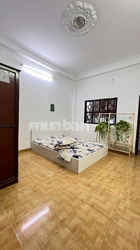 Phòng ban công mới Full nội thất cao cấp, Giá Tốt 4tr3 hơn 40m2