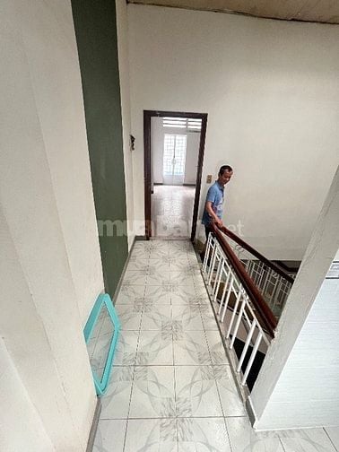Mặt tiền đường đồng đen , khu sầm uất , tiện Kd , 4x20 , 30tr . 