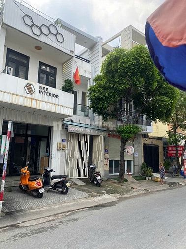 Mặt tiền hà thị đất gầ trường học DT:4x22 trệt 3 lầu vị trí cực đẹp