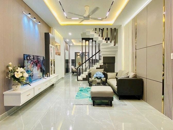Bán nhà 60m2 giá 1 tỷ 880 đường Nguyễn Văn Quá, Đông Hưng Thuận, Q12