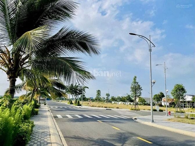 Đất dự án 90m2 chỉ có 2tỷ100 gần với ECO RETREAT nhưng rẻ hơn nhiều