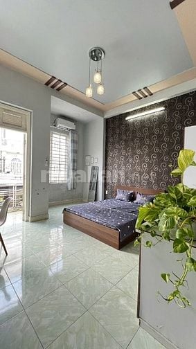 Chình chủ cho thuê phòng Ban Công Lầu 1 cực rộng thông thoáng