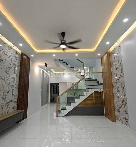 Bán nhà KDC Xuyên Á 4x9 (trệt - lầu) 2PN, giá ngộp chốt nhanh 380tr