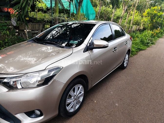 Cần bán xe Vios 2017 - gia đình đi một chủ mua mới từ đâu