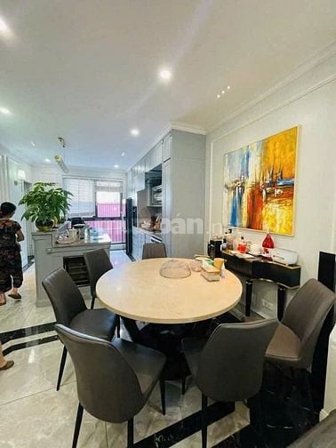 Bán nhà Liền Kề Bắc Linh Đàm 70m 6 tầng,mặt tiền 6.2m.Ga ra ô tô.