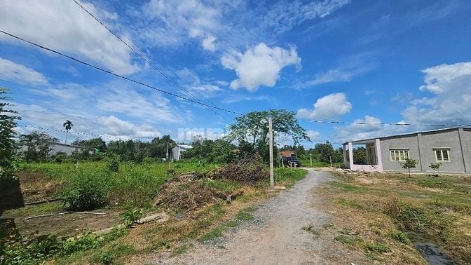 190m2 thổ cư. Đường xe hơi. Gần KCN Hiệp Thạnh. 580tr 