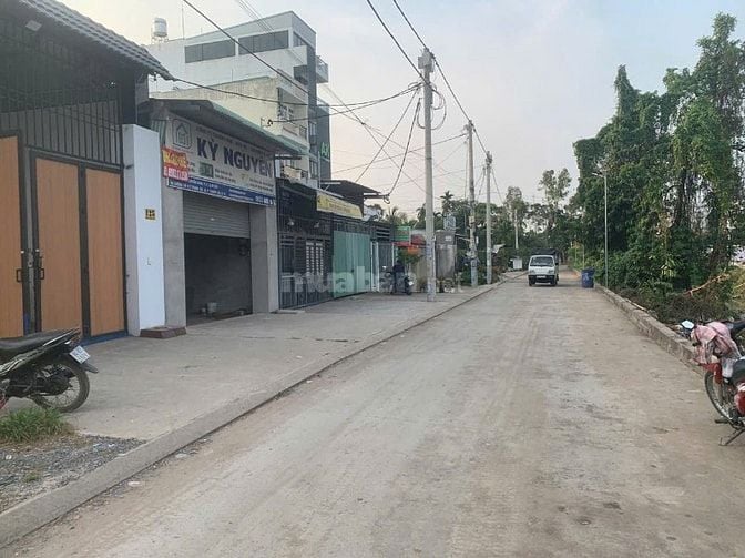 Cho thuê nhà cấp 4 làm kho, xưởng diện tích 200m2 Quận 12