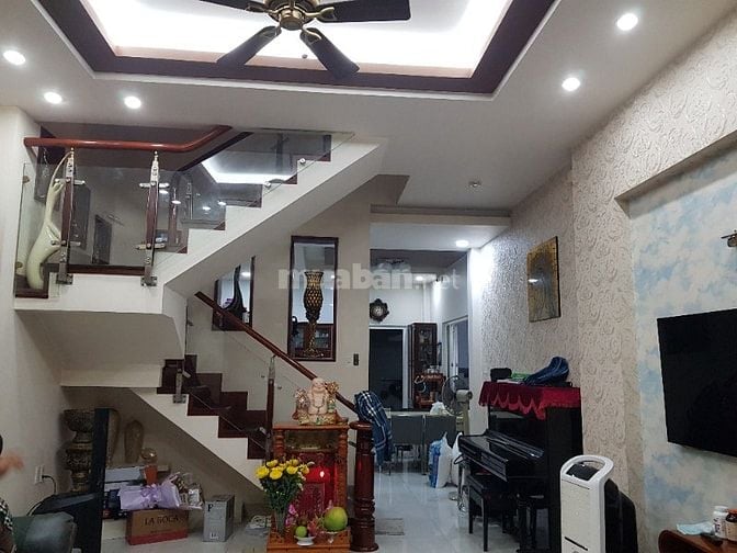 Nhà hẻm xe tải 160/..đường Bùi Đình Túy.Phường 12.Q.Bình Thạnh