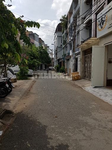 Nhà hẻm xe tải 160/..đường Bùi Đình Túy.Phường 12.Q.Bình Thạnh
