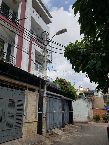 Nhà hẻm xe tải 160/..đường Bùi Đình Túy.Phường 12.Q.Bình Thạnh