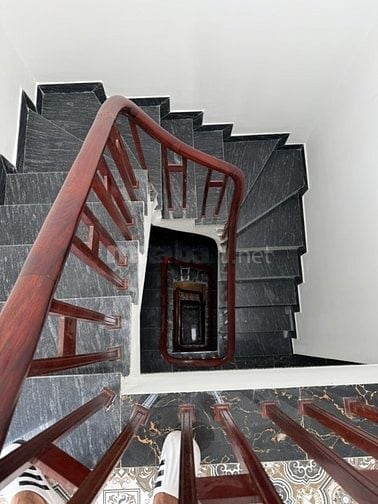 NHÀ MỚI PHỐ NGỌC LÂM - 6TẦNG THANG MÁY - NGÕ NÔNG THÔNG HỒNG TIẾN