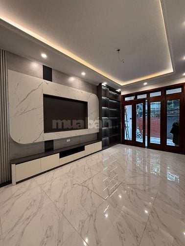 NHÀ MỚI PHỐ NGỌC LÂM - 6TẦNG THANG MÁY - NGÕ NÔNG THÔNG HỒNG TIẾN