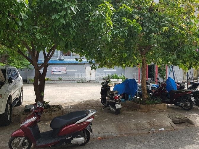 Nhà hẻm xe tải 160/..đường Bùi Đình Túy.Phường 12.Q.Bình Thạnh