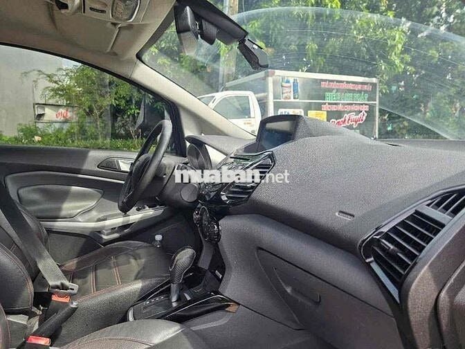 Ford EcoSport 2015 Titanium 1.5L AT - 81000 km
