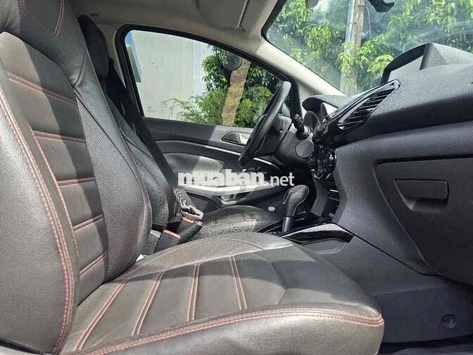 Ford EcoSport 2015 Titanium 1.5L AT - 81000 km