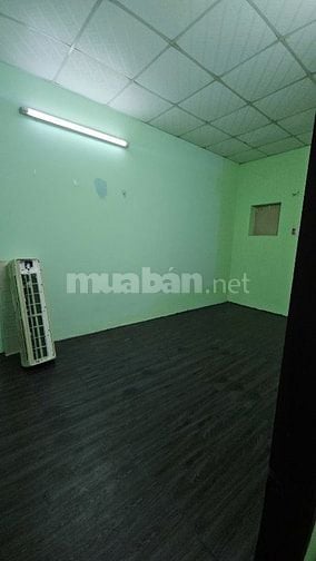 42tr/m2. /91,9m2. Vẫn còn thương lượng. 3tỷ880tr