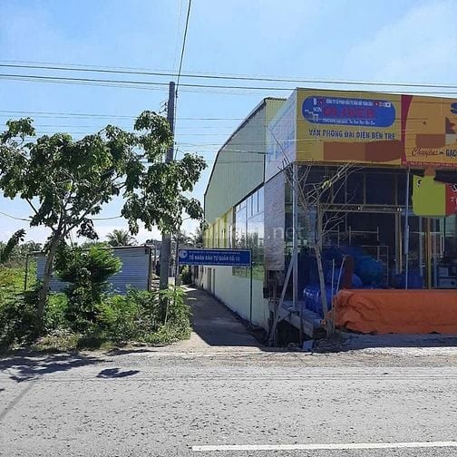 Bán nhà mặt tiền Quốc Lộ 57C, Phú Nhuận,Tp. Bến Tre