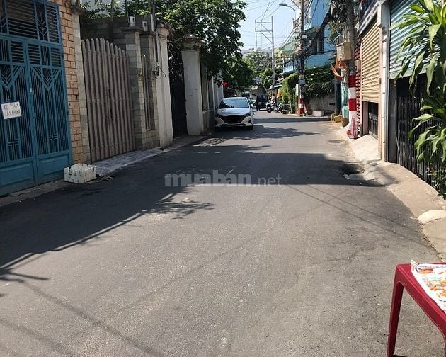 Nhà đẹp gần Phú Mỹ Hưng 100m2 4 tầng hẻm 6m Huỳnh Tấn Phát Quận 7 9 tỷ