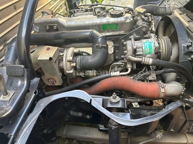 Cần bán xe tải Mitsubishi đời cuối 2010, xe 6 vỏ mới thay, có máy lạnh