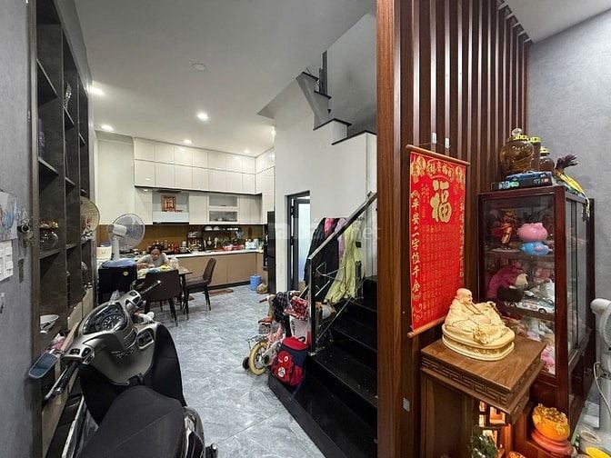 Chính chủ bán nhà đẹp Hoà Bình - Nguyễn Văn Vịnh - Q.Tân Phú - 4m x 9m