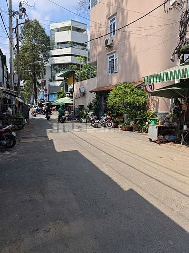 Chính chủ bán rẻ nhà mặt tiền trung tâm