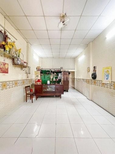 Hẻm 6m phú thọ hòa DT:4x16 trệt gác hẻm thông tứ tung