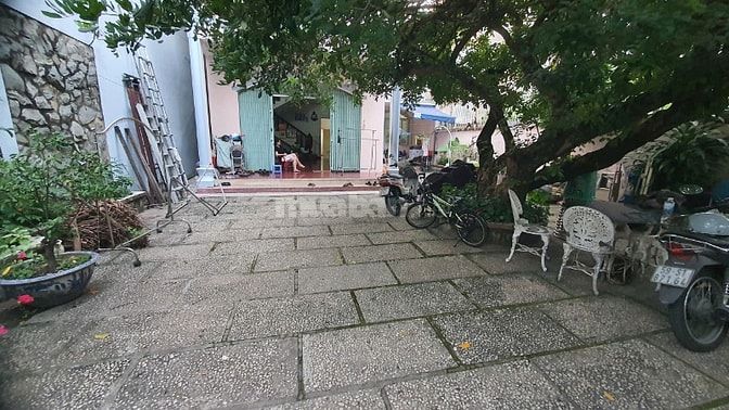 Bán nhà 80/ Hoàng Hoa Thám, P.7, Bình Thạnh: 10 x 25, giá 33,5 tỷ