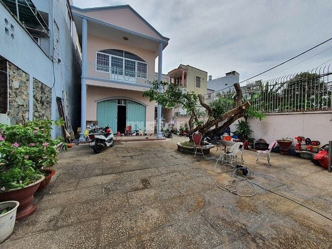 Bán nhà 80/ Hoàng Hoa Thám, P.7, Bình Thạnh: 10 x 25, giá 33,5 tỷ