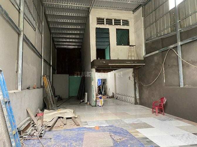 Cho thuê nhà mặt tiền Lò Gốm, P.8, Q.6 giá 25tr